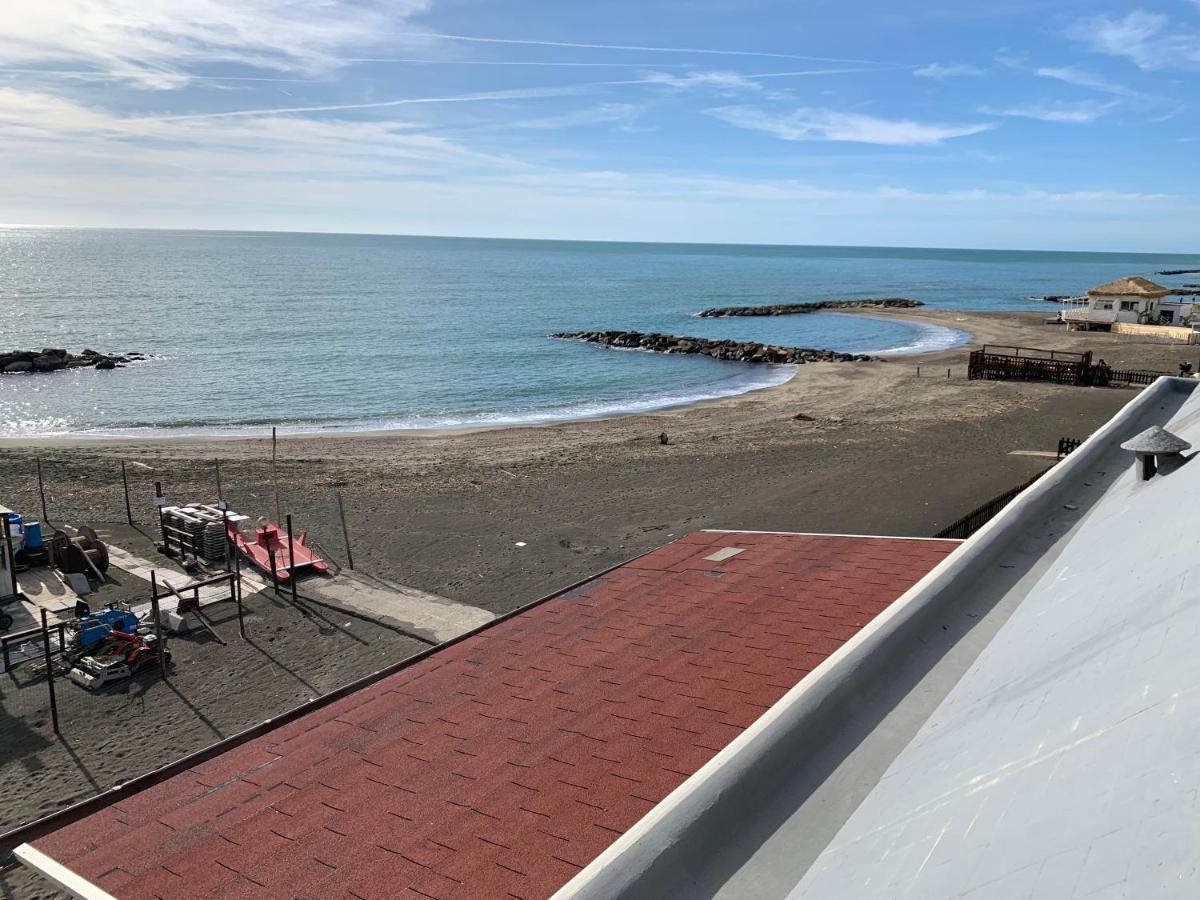 Roma Meraviglioso Attico Sul Mare Ladispoli Esterno foto